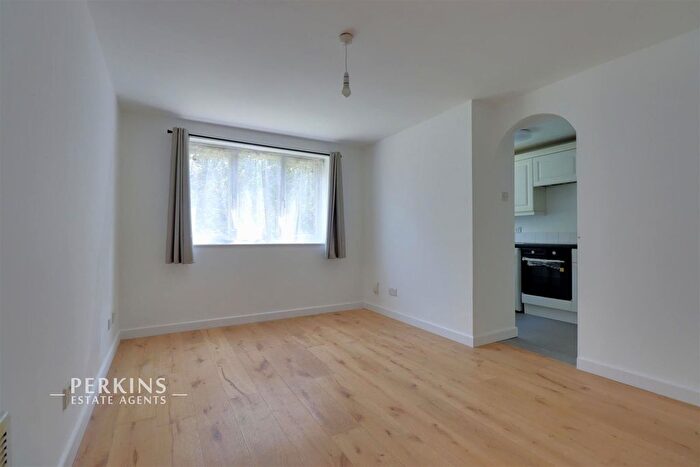 1 Bedroom Flat For Sale In Greenford, UB6
