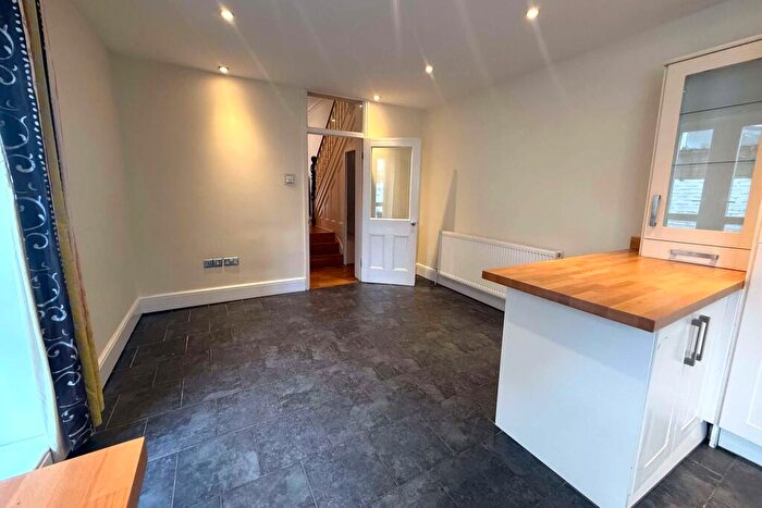 5 Bedroom Semi-Detached House To Rent In Nettlecombe Avenue, Southsea Unfurnished, PO4