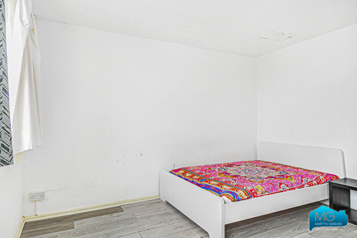 5 Bedroom Terraced House To Rent In Thetford Close, Tottenham, London, N13