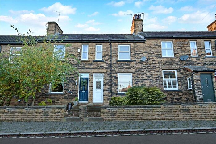 2 Bedroom Terraced House To Rent In Oakwood Terrace, Pudsey, Leeds, LS28