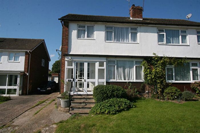 3 Bedroom Semi-Detached House To Rent In Oatfield Drive, Cranbrook, TN17