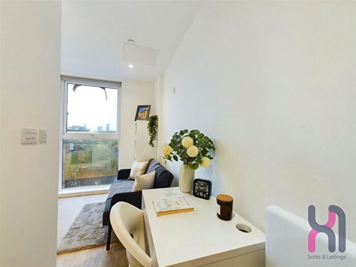 Studio To Rent In Frederick Road, Salford, M6