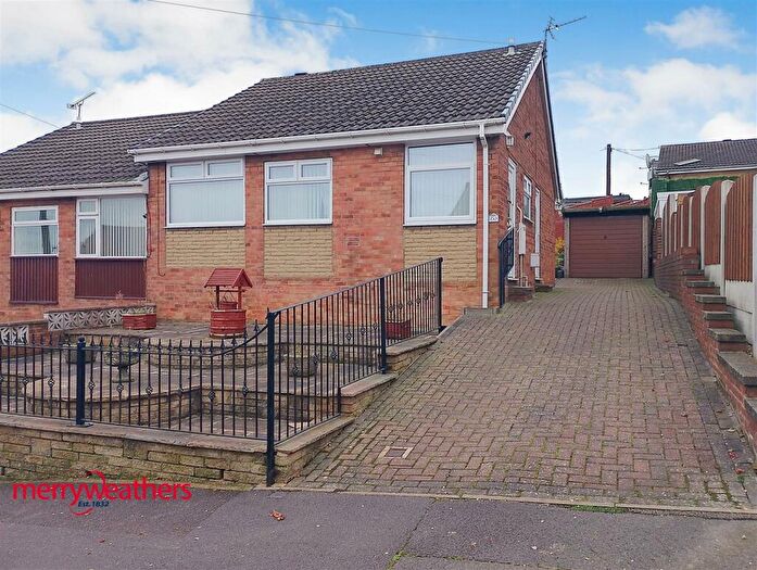 2 Bedroom Semi-Detached Bungalow For Sale In Sunnybank Crescent, Brinsworth, Rotherham, S60