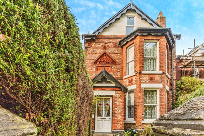 4 Bedroom Detached House For Sale In Park Lane, Macclesfield, SK11