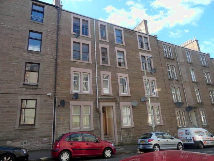 2 Bedroom Flat To Rent In Rosefield Street, Dundee, DD1
