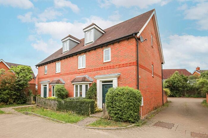 4 Bedroom Semi-Detached House For Sale In Harding Lane, Broadbridge Heath, RH12