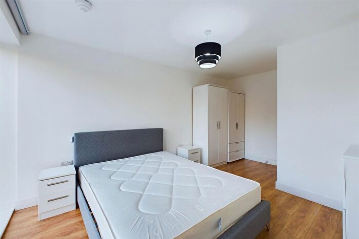 1 Bedroom Flat To Rent In Headstone Road, Harrow, HA1