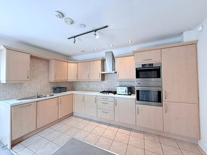 2 Bedroom Flat To Rent In Oxford Street, Nottingham, NG1