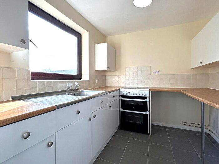 2 Bedroom Flat To Rent In Badgers Bank Road, Sutton Coldfield, West Midlands, B74
