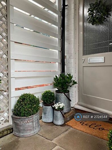 2 Bedroom Flat To Rent In The Race, Handforth, Wilmslow, SK9