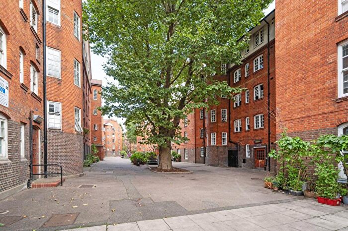 3 Bedroom Flat For Sale In Laleham House, Camlet Street, Shoreditch, London, E2