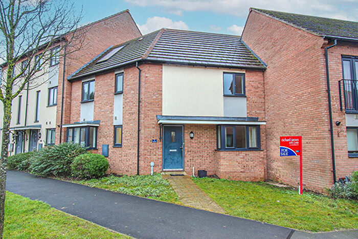 3 Bedroom Terraced House For Sale In Mars Drive, Wellingborough, NN8