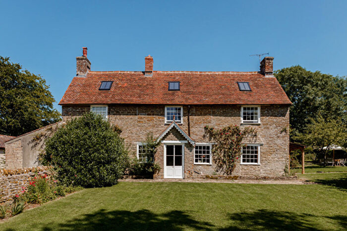 4 Bedroom Detached House For Sale In Dash Hayes, Kington Magna, Dorset, SP8