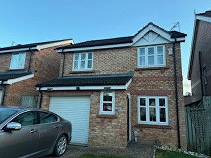3 Bedroom Detached House To Rent In Western Gailes Way, Hull, HU8