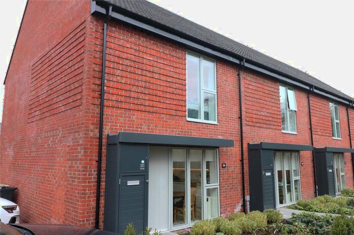 3 Bedroom End Of Terrace House To Rent In Spinney Way, Westhoughton, Bolton, Greater Manchester, BL5