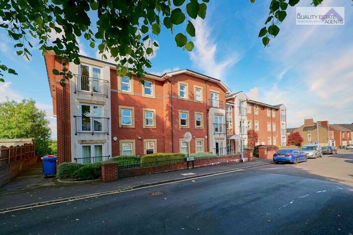 2 Bedroom Flat To Rent In Stamer House, Quarry Avenue, Penkhull, ST4