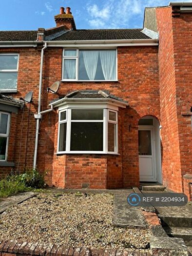 2 Bedroom Terraced House To Rent In Risborough Lane, Folkestone, CT20