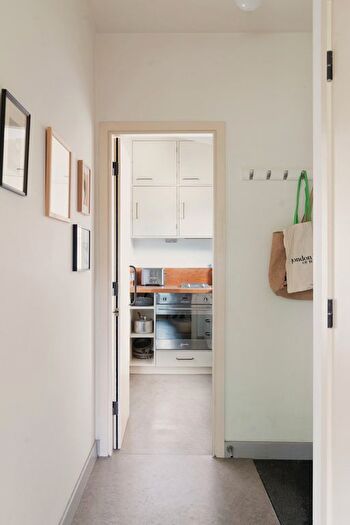 1 Bedroom Flat For Sale In Isokon Building Ii, Lawn Road, London, NW3