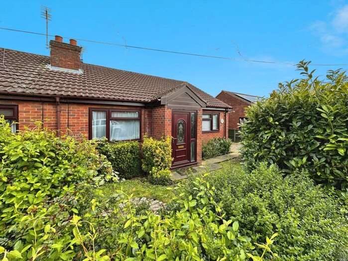 2 Bedroom Semi-Detached Bungalow To Rent In Hawthorn Avenue, Cherry Willingham, Lincoln, LN3