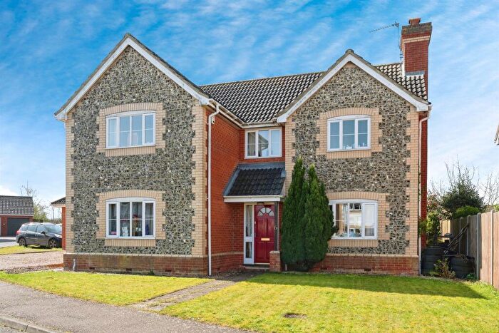 4 Bedroom Detached House For Sale In Garden Close, Briston, Melton Constable, NR24