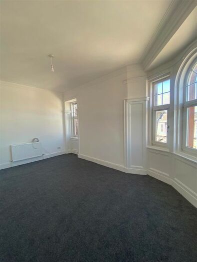 2 Bedroom Flat To Rent In Bourne Street, Hamilton, ML3