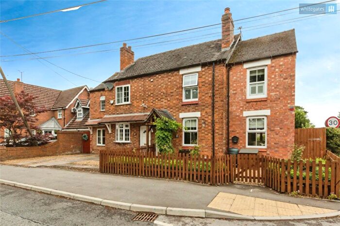 3 Bedroom Semi-Detached House For Sale In Newcastle Road, Shavington, Crewe, Cheshire, CW2