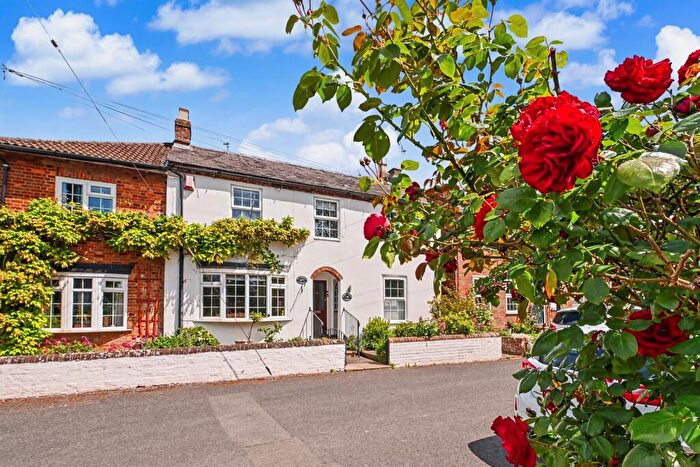3 Bedroom Terraced House For Sale In Tring Road, Wilstone, Tring, HP23