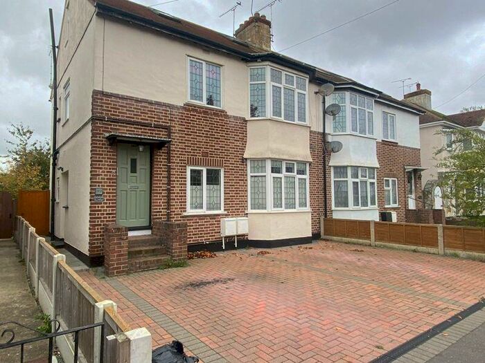2 Bedroom Maisonette To Rent In Tudor Gardens, Shoeburyness, Southend-On-Sea, SS3