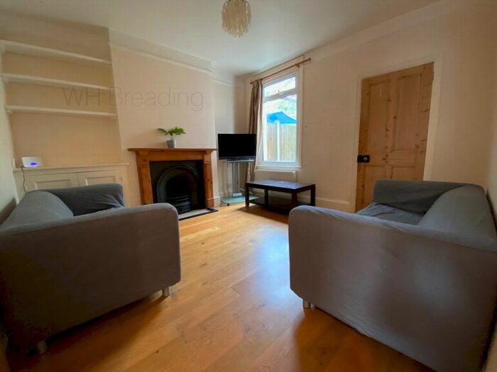 4 Bedroom Terraced House To Rent In St. Martins Road, Canterbury, CT1