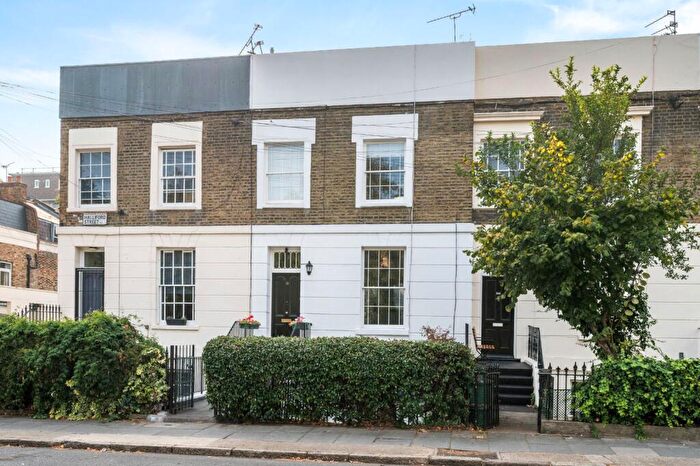 3 Bedroom Terraced House For Sale In Halliford Street, Islington, London, N1