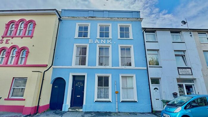 5 Bedroom Terraced House For Sale In Corbett Square, Tywyn, LL36