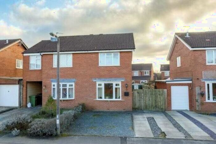 2 Bedroom Semi-Detached House To Rent In Barley Rise, York, YO32