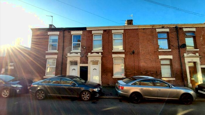 3 Bedroom House To Rent In Holman Street, Preston, PR1
