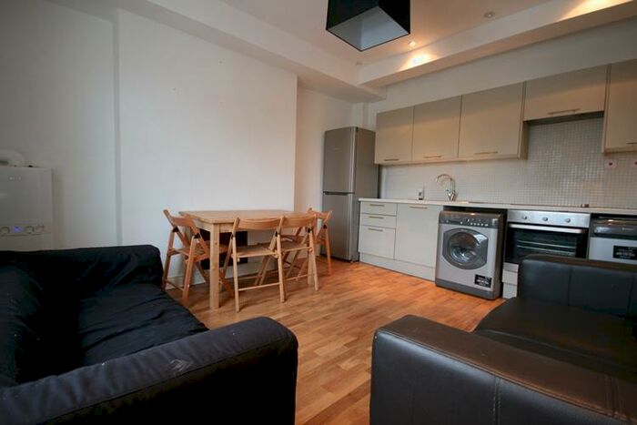 2 Bedroom Flat To Rent In St Johns Grove, Archway, N19