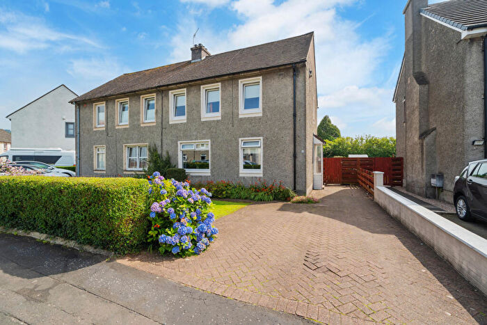 4 Bedroom Semi-Detached House For Sale In Gibson Street, Dumbarton, G82