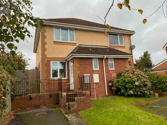 2 Bedroom Semi-Detached House To Rent In Bucknill Close, Exminster, Exeter, EX6