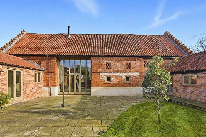 4 Bedroom Barn Conversion To Rent In Bells Lane, Stibbard, NR21