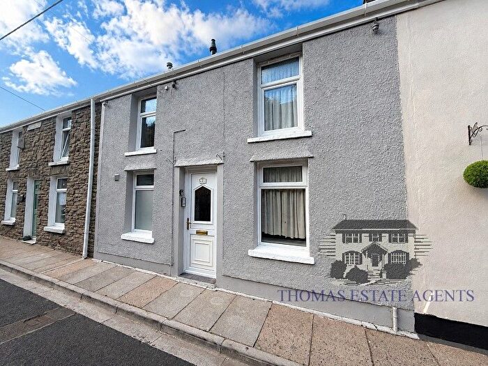 2 Bedroom Property For Sale In Wind Street, Blaenllechau, Ferndale, Rhondda Cynon Taff, CF43