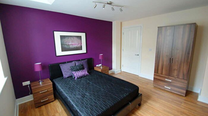 2 Bedroom Flat For Sale In Winker Green Mills, Stanningley Road, LS12