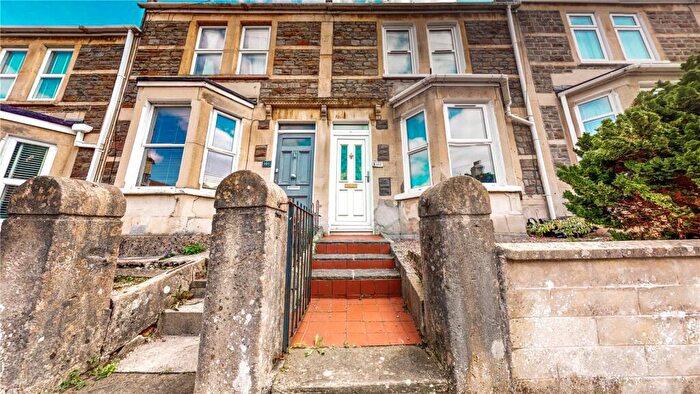 4 Bedroom House To Rent In Coronation Avenue, BA2