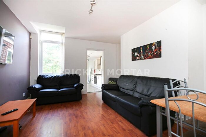 6 Bedroom Maisonette To Rent In Greystoke Avenue, Sandyford, Newcastle Upon Tyne, NE2