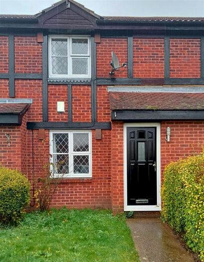 3 Bedroom End Of Terrace House To Rent In Amerden Way, Cippenham, Slough, SL1