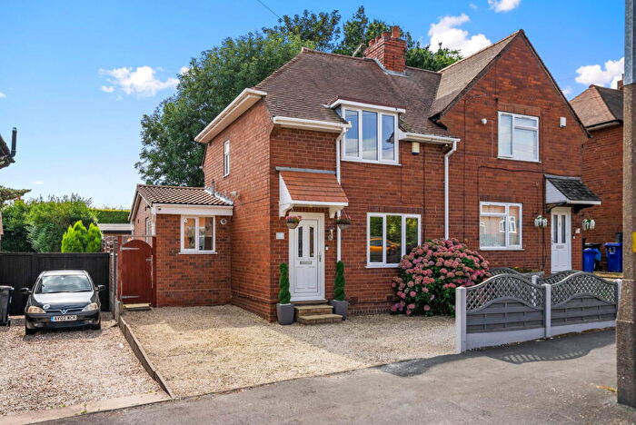 2 Bedroom Semi Detached House For Sale In Thornhill Road, Brierley Hill, DY5
