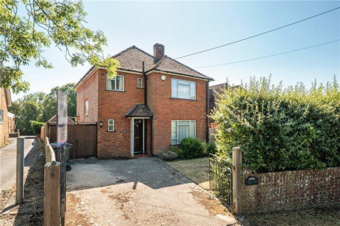 3 Bedroom Detached House For Sale In Rownhams Lane, Rownhams, Southampton, Hampshire, SO16