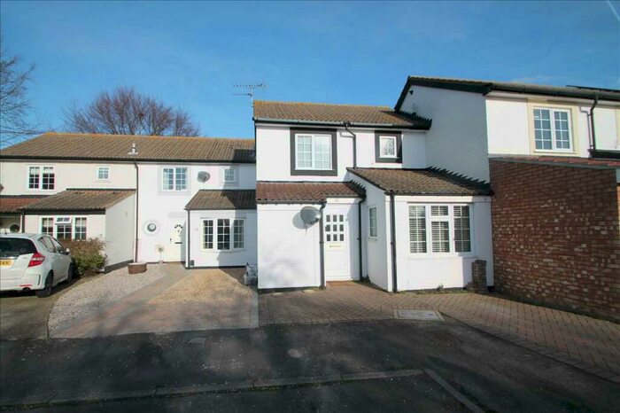3 Bedroom House To Rent In Longcroft, Felixstowe, IP11