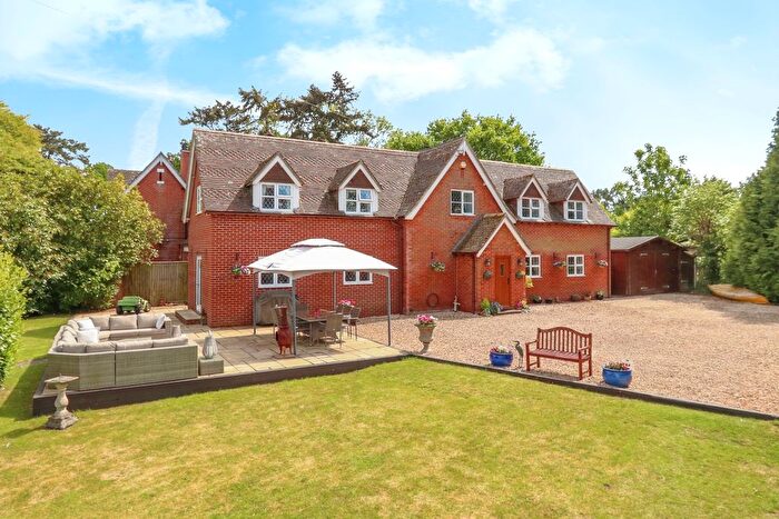 6 Bedroom Cottage For Sale In Holdenhurst Village, Bournemouth, Dorset, BH8