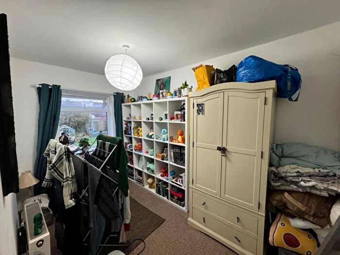 2 Bedroom End Of Terrace House To Rent In King Street, Kingswood, Bristol, BS15