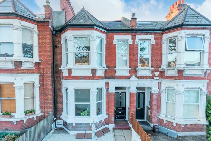 1 Bedroom Flat To Rent In Lordship Lane London, SE22