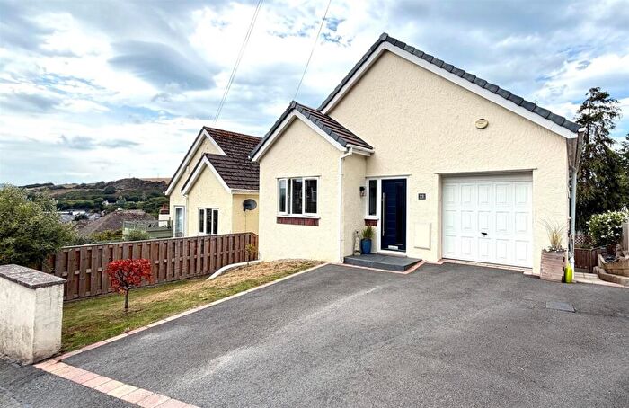 4 Bedroom Detached House For Sale In Tan Yr Allt Avenue, Mochdre, Colwyn Bay, LL28