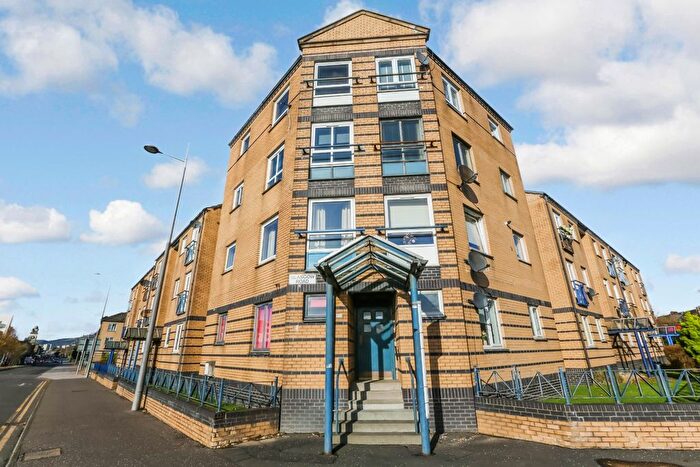 2 Bedroom Flat For Sale In Glasgow Road, West Dunbartonshire, Clydebank, G81